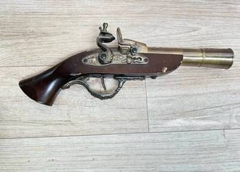 Zapalniczka replika