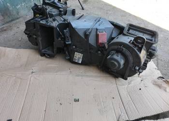 AUDI A38L A3 8L NAGRZEWNICA DMUCHAWA OBUDOWA NAGRZEWNICY KLIMATYZACJA
