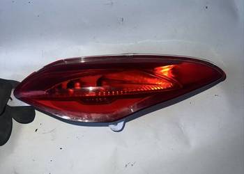 Lampa lewa tył Piaggio Beverly 400 hpe 22r Marka: Piaggio  Model: Beverly