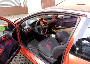 Peugeot 206 1,6 benzyna + gaz Klima El szyby El lusterka Cen