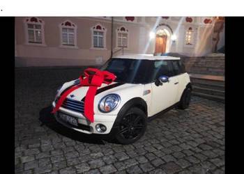 Mini Cooper rok 2009 1.4 GAZ coś stuka w silniku ,odpala