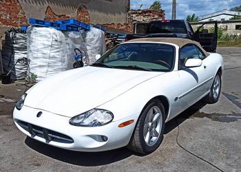 Jaguar XK8 Convertible 4.0 V8