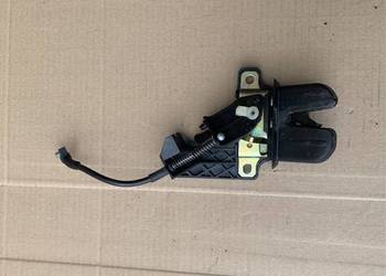 Zamek klapy bagażnika 8E5827505B audi a4 b6 sedan Zamek klapy bagażnika 8E5827505B audi a4 b6 sedan