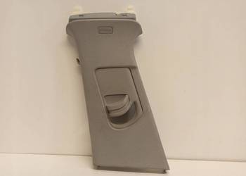 AUDI A4 B9 POSZYCIE SŁUPKA LEWE 8W0867243C