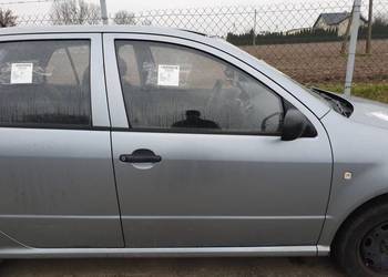 DRZWI PRAWE PRZÓD SKODA FABIA I LF7U