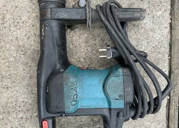 Młot udarowo-kujący Makita HM0860C