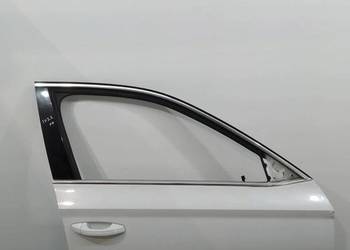 DRZWI PRAWE PRZÓD LS9R Skoda Superb III (2015-2024)
