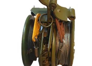 Wojskowa wyciągarka / wciągarka ręczna dwubębnowa