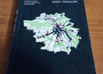 Rozwój miast w Polsce : aktualne problemy / Jerzy Regulski