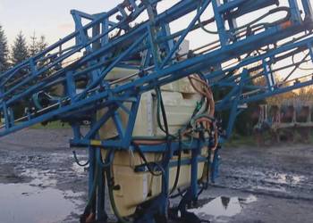 Opryskiwacz Delvano 1000l