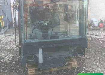 Kabina Kompletna Cat 906