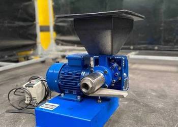 Prasa ślimakowa do tłoczenia oleju na zimno WT-50 , nierdzewka