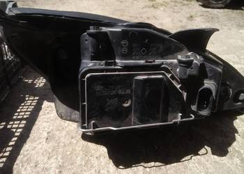 Sprzedam lampę lewa ford focus mk1 kombi 2002r
