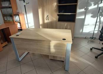 Zestaw mebli biurowych