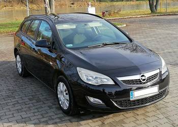 Opel Astra J ...Benzyna 1.6...Tesla