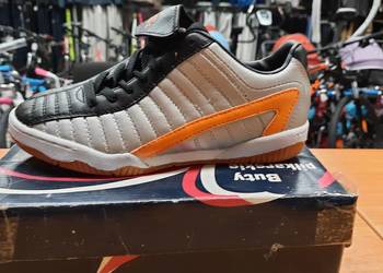 Buty halowe Libero ( rozmiar 37, 39 )
