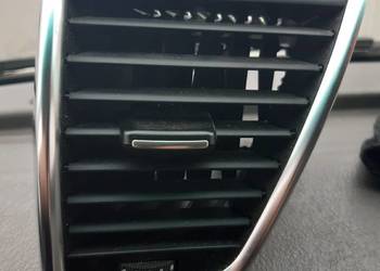 Kratka nawiewu lewa Audi Q5 8R1820901