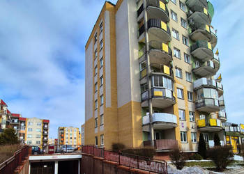 Garaż w hali budynku os "Baranki"