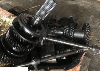 Skrzynia Manitou - com-t4-2012 [CZĘŚCI/PARTS]