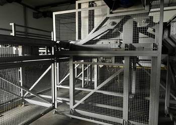 linia do rozładunku skrzyniopalet firmy MEGA
