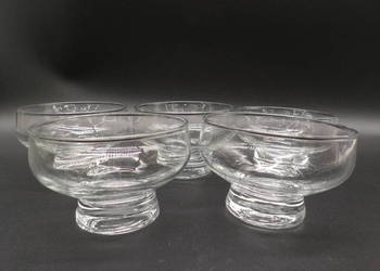 Zestaw 5 szklanych miseczek / pucharków do deserów