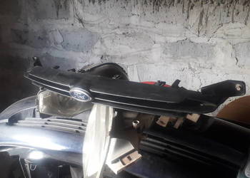 Grill atrapa Ford Escort Mk7