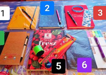 Notesy kolorowe, długopisy, linijki itp...