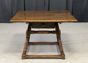 Stół rustykalny z litego drewna w wiejskim stylu, ręczna robota