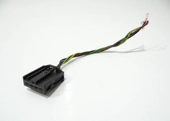 KOSTKA LAMPY TYŁ W KLAPĘ BMW F30