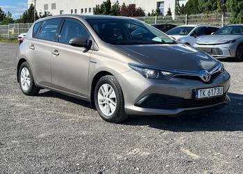 Toyota Auris Hybrid