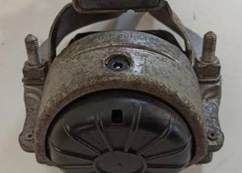 AUDI A4 B8 A5 PODUSZKA SILNIKA 2.0TDI 8R0199381AN
