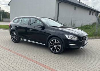 Volvo V60 Cross Country 2.0 D3 150 KM 2017 Bezwypadkowy