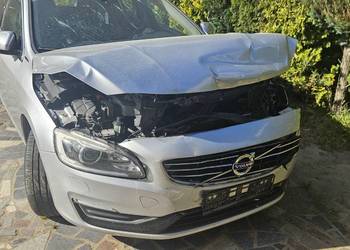 Volvo V60 D6 Plug In Hybrid Uszkodzony