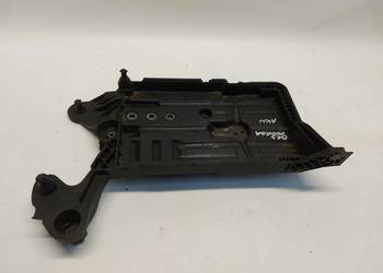 VW Arteon 3G8 2018 PODSTAWA AKUMLATORA 5Q0915321J