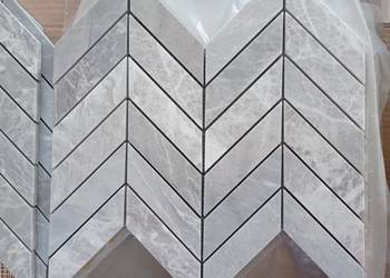 MMozaika chevron, marmur, kamień naturalny nordic grey