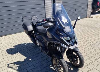 Kymco CV3 550