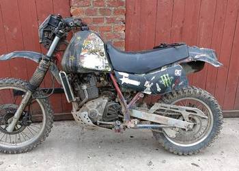 Suzuki dr650