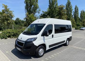 Sprzedam busa 9 osobowego niski przebieg
