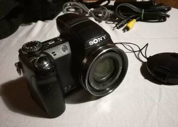 Aparat cyfrowy Sony DSC-H5 z akcesoriami i futerałem