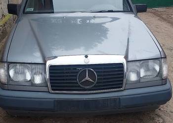 Mercedes w124 200e caly w czesci