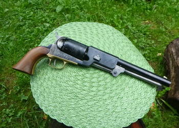 COLT WALKER 44 REWOLWER CZARNOPROCHOWY SAN MARCO IGŁA