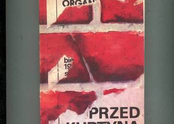 Przed kurtyną - Marian Kowalski