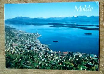 MOLDE - WIDOK NA MIASTO NAD WODAMI ROMSDALSFJORDU