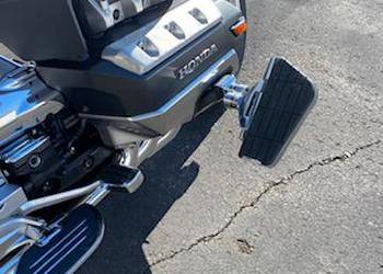 Honda Gold Wing gl 1800 Sc 79 2018-25 podesty spacerówki Schow Chrome  nowe