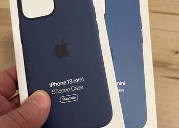 Etui iPhone 13 mini MagSafe silikonowe