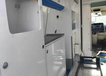 Volkswagen T5 karetka, camper komplet szafek bocznych