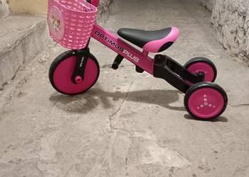 Sprzedam rowerek biegowy. Tylne koła regulowana szerokość plus pedala
