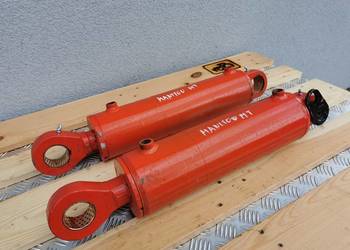 Manitou MT {Cylinder hydrauliczny poziomowania}