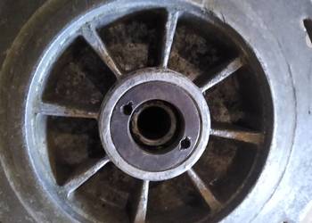 Junak m10 przejściówka07 bęben tył piasta