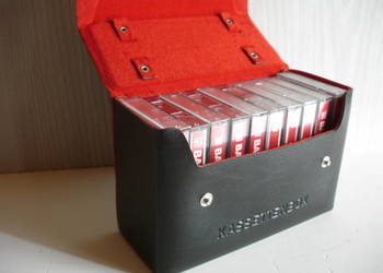 PUDEŁKO-pojemnik na kasety magnetofonowe